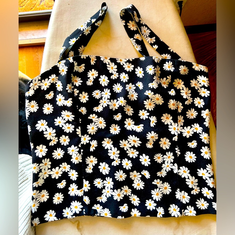 Reformation Reign Top Daisy Chain Black Floral Tank (Convertible) Size 12 NWOT